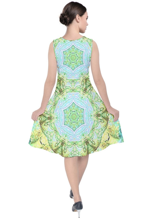 Green Marble V-Neck Midi Sleeveless Dress