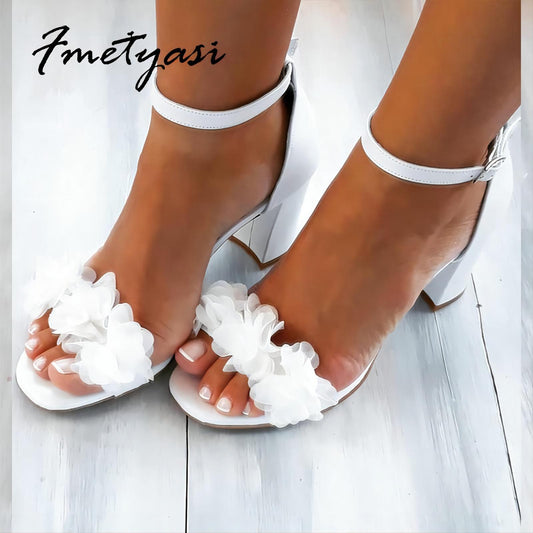 White Women Heels Flower Sandals Summer Wedding Shoes Bride Shoes Black Thick Heels Party Shoes Fashion Open Toe Women Pumps